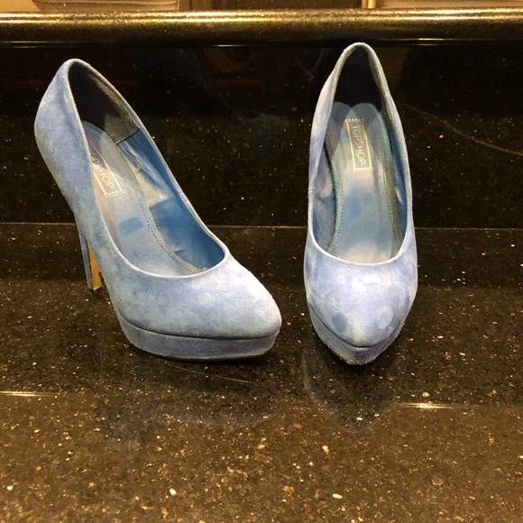 Topshop Shoes - Topshop Blue suede pumps